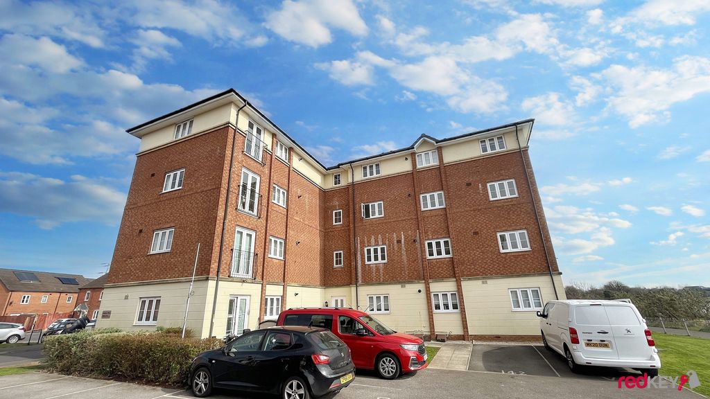 Property photo 1 of 8 External