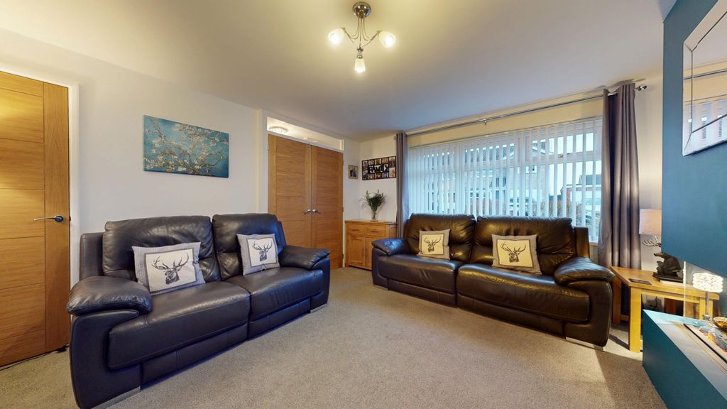 Property photo 2 of 38 4800846