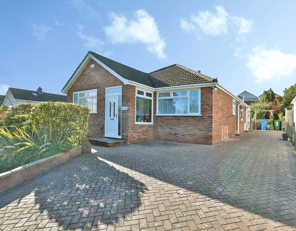 Property photo 1 of 21 Front