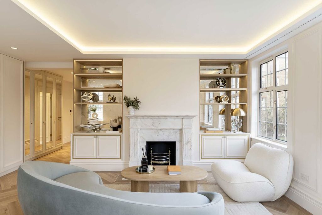 Property photo 1 of 3