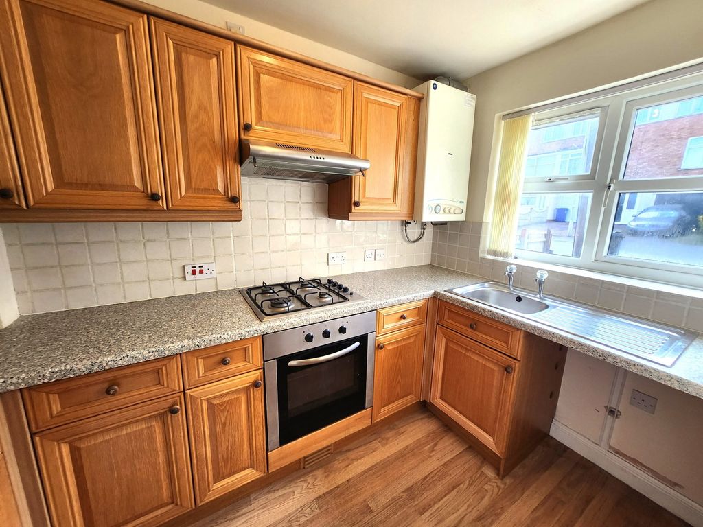 Property photo 2 of 8