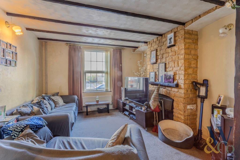 Property photo 1 of 12 FM4A9290-Hdr
