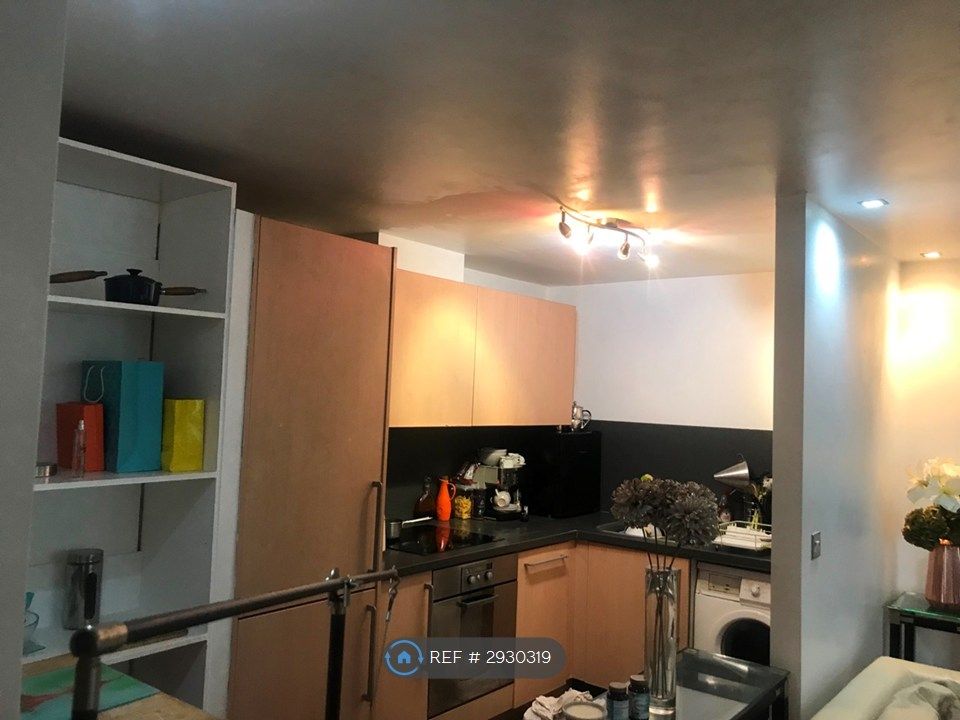 Property photo 3 of 15 Kitchen