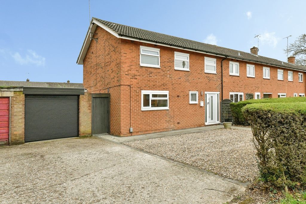 Property photo 1 of 20 Front