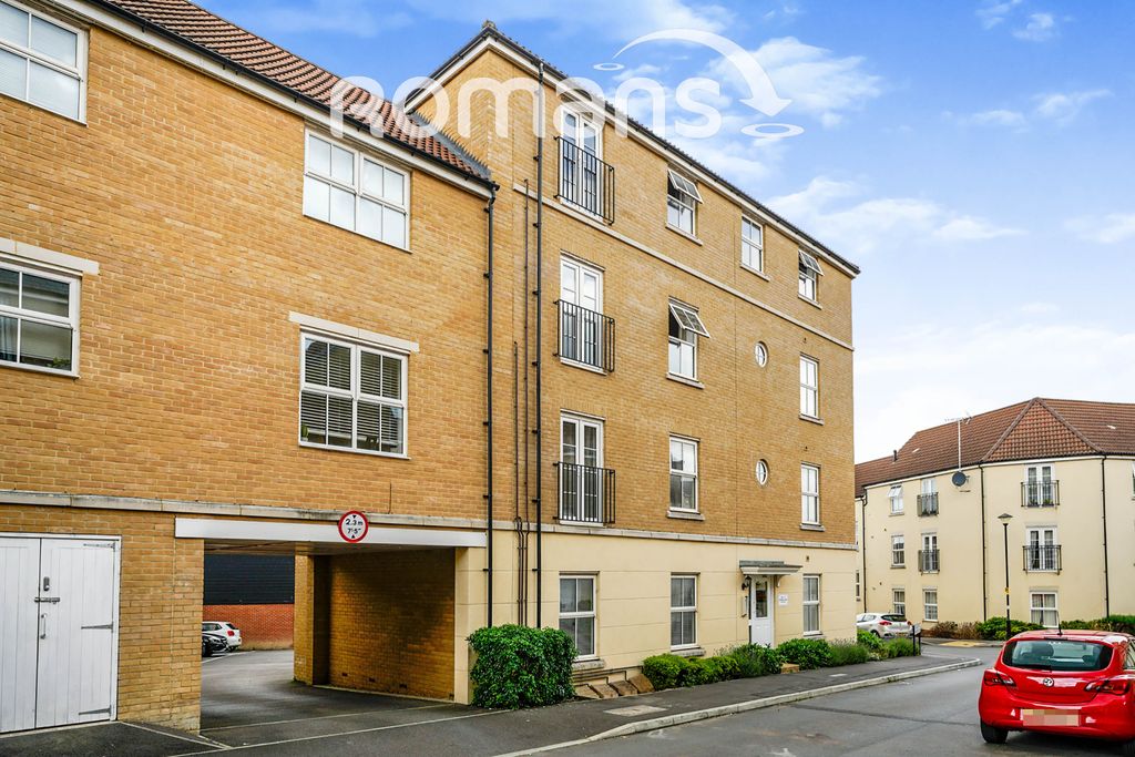 Property photo 1 of 8 1