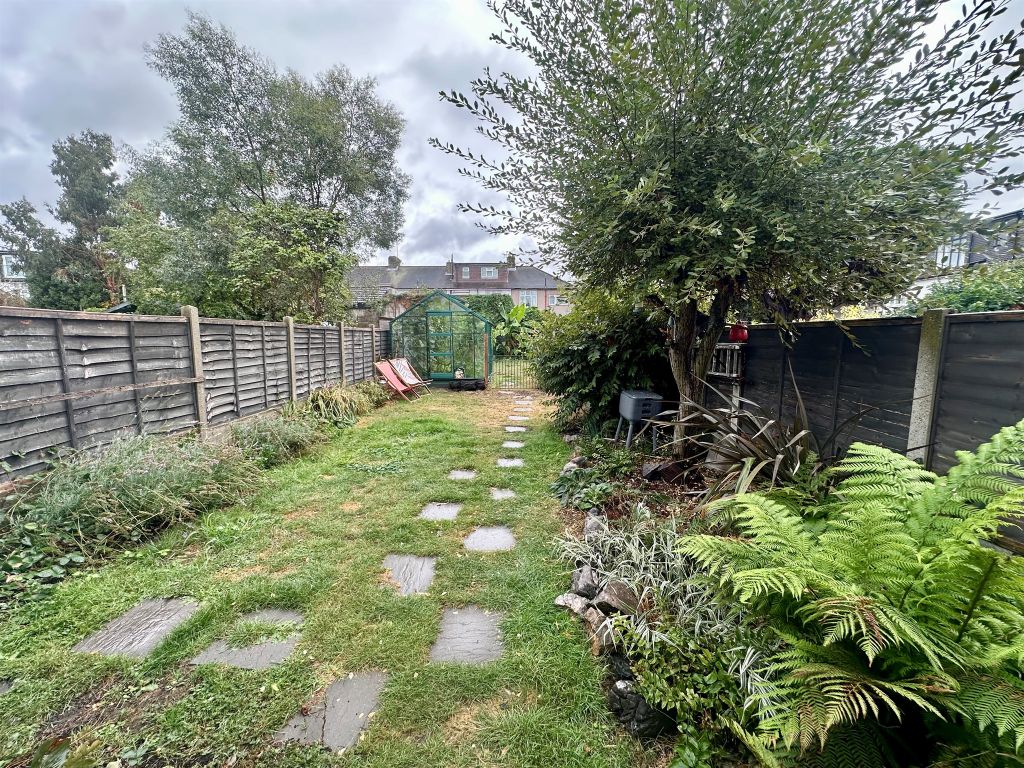 Property photo 2 of 18