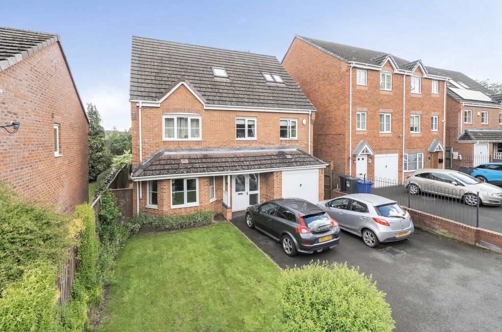 Property photo 1 of 19