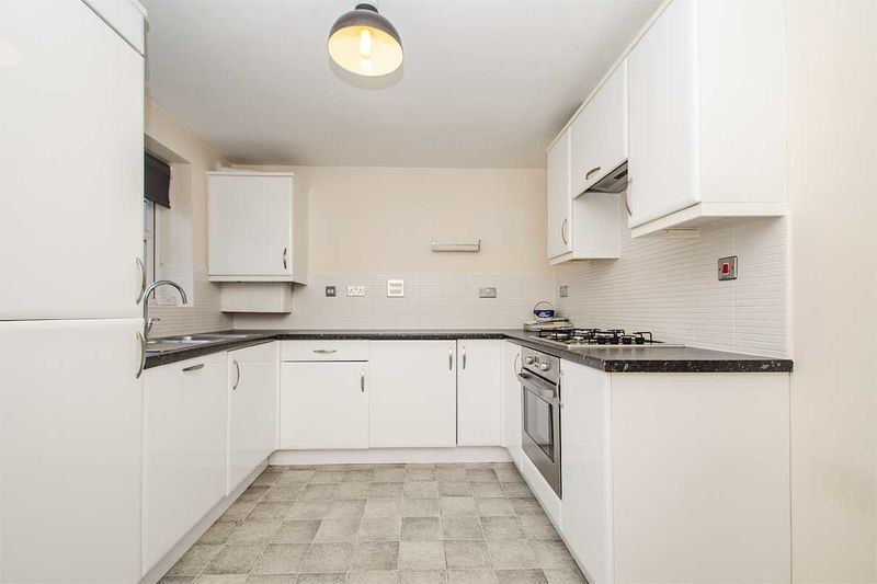 Property photo 3 of 15 Photo 4