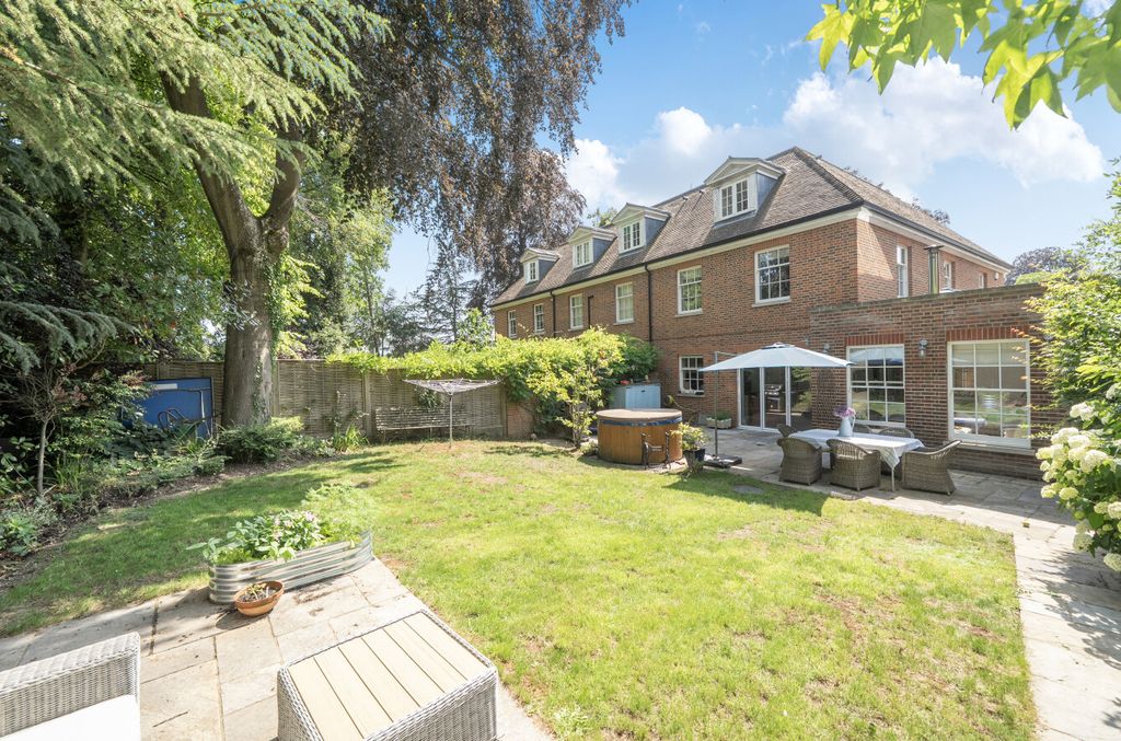 Property photo 2 of 18 1476845-7-6A3942d...