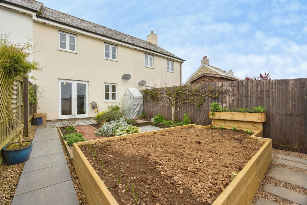 Property photo 1 of 17 Pbox-Img.Jpg