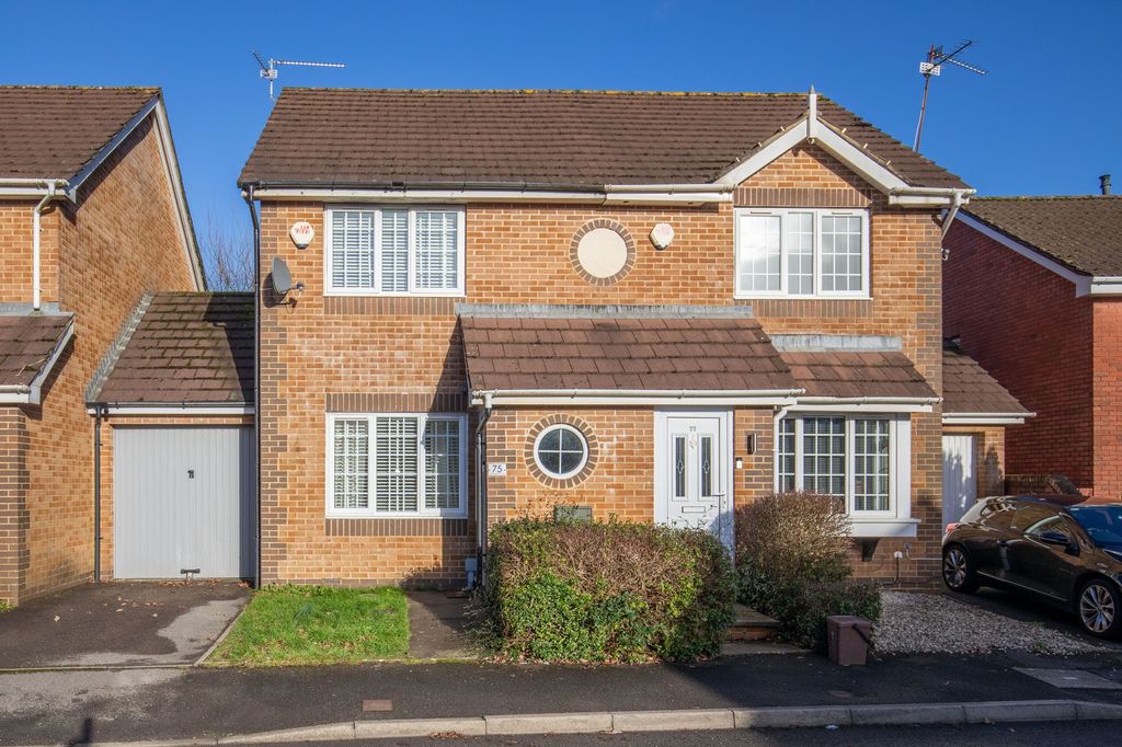 Property photo 1 of 18