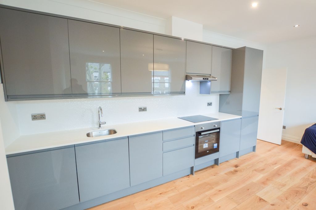 Property photo 3 of 29