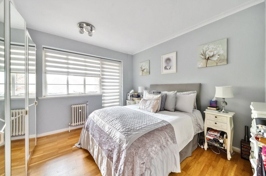 Property photo 3 of 16 1329047-15-68838A...