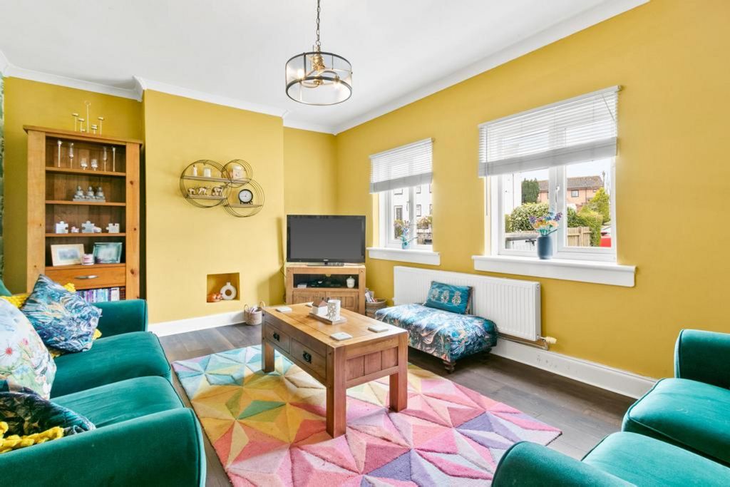 Property photo 2 of 23