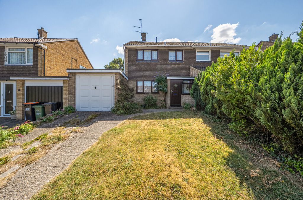 Property photo 1 of 17 Front
