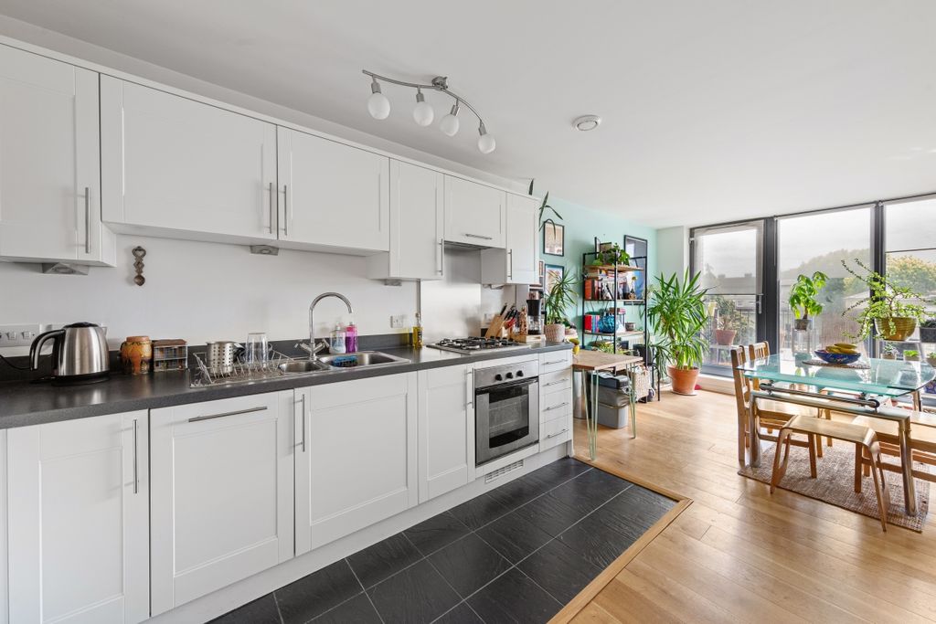 Property photo 2 of 10 094A3814