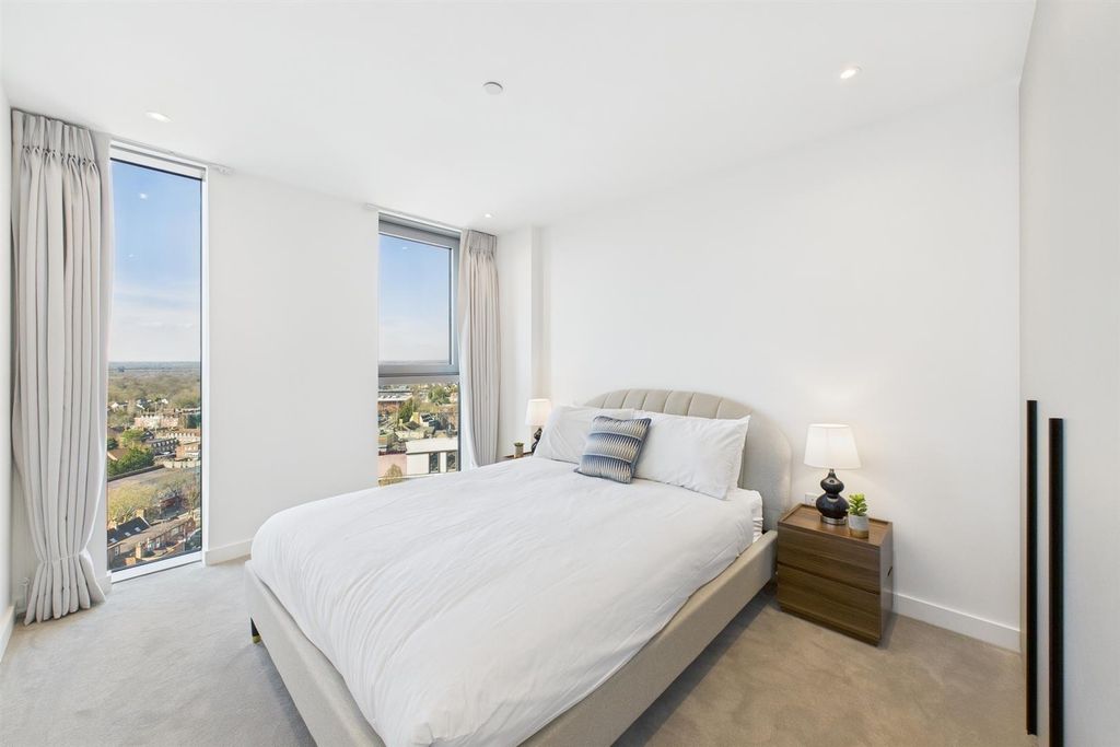 Property photo 2 of 15 Cam02700G0-Pr0262-Still006.Jpg