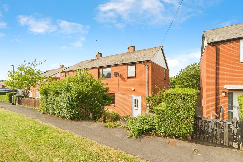 Property photo 2 of 19