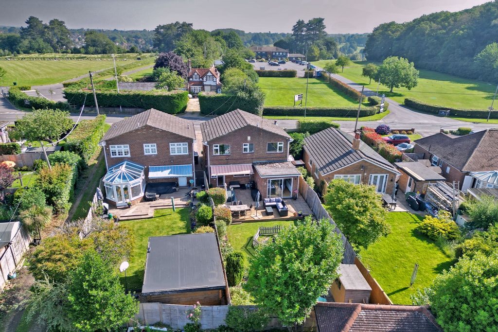 Property photo 2 of 11 5235246