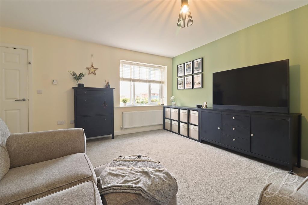 Property photo 3 of 19 Img_8047_1.Jpg