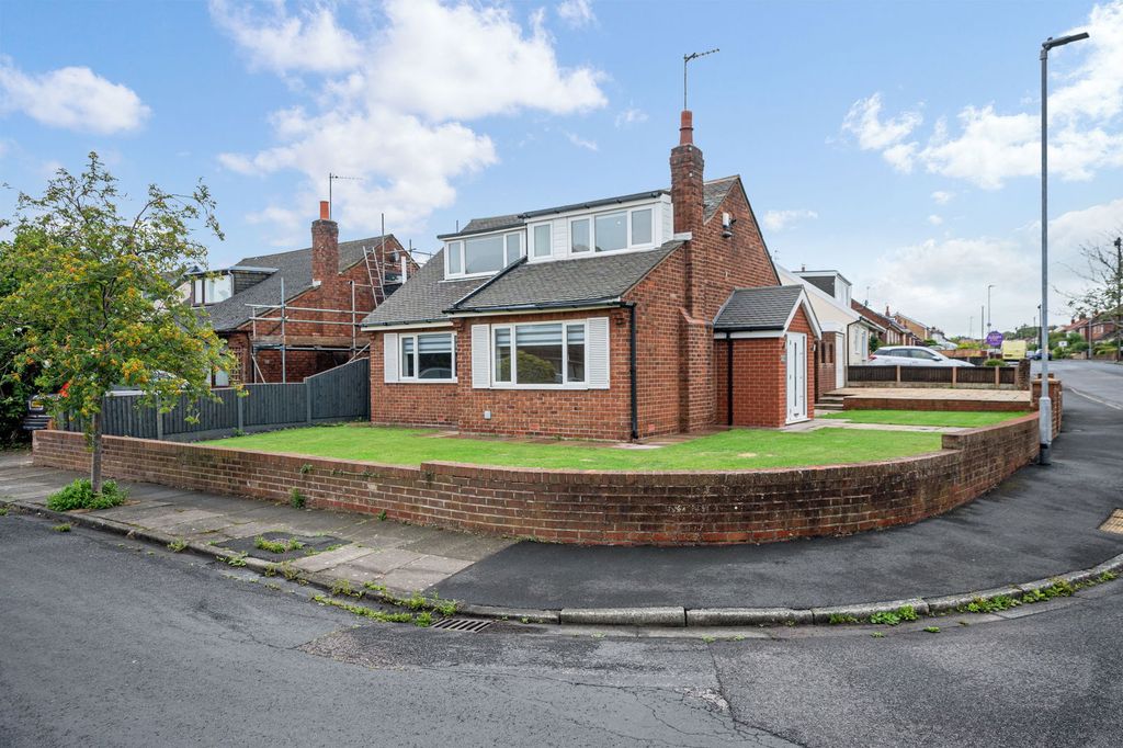 Property photo 1 of 48
