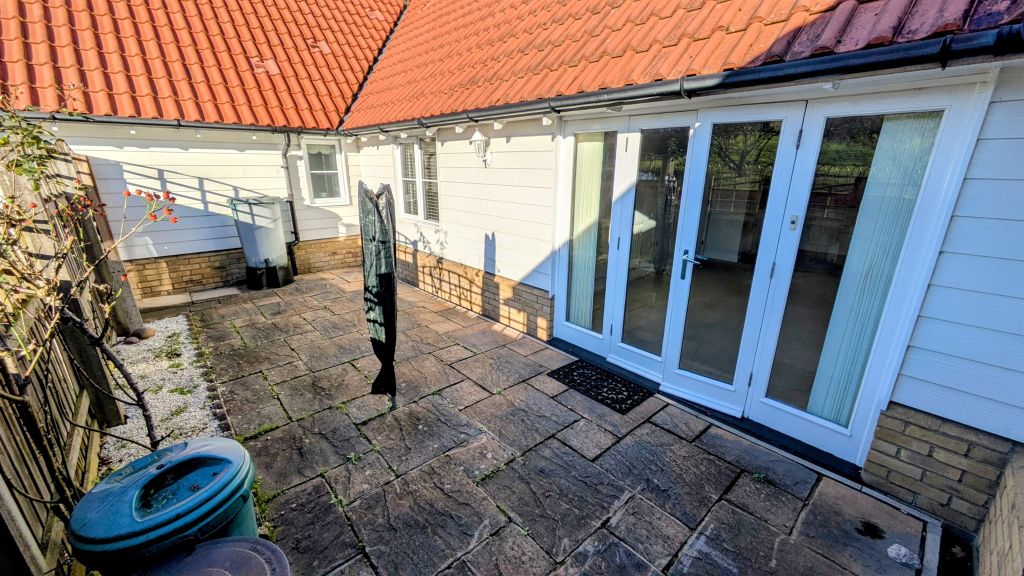 Property photo 3 of 13