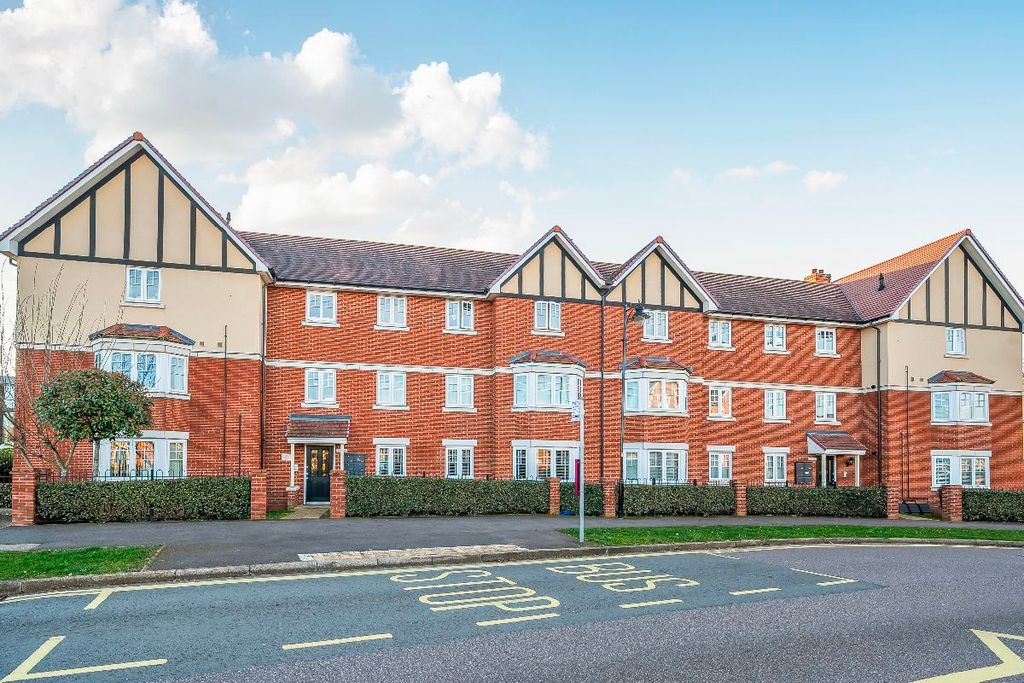 Property photo 1 of 11