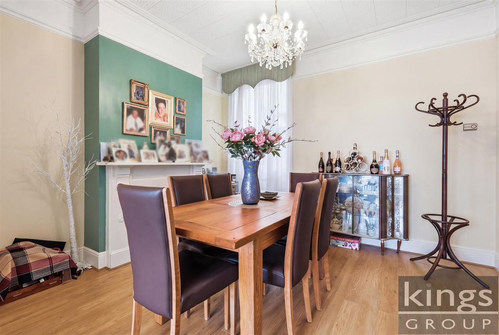 Property photo 3 of 29 Dining Room