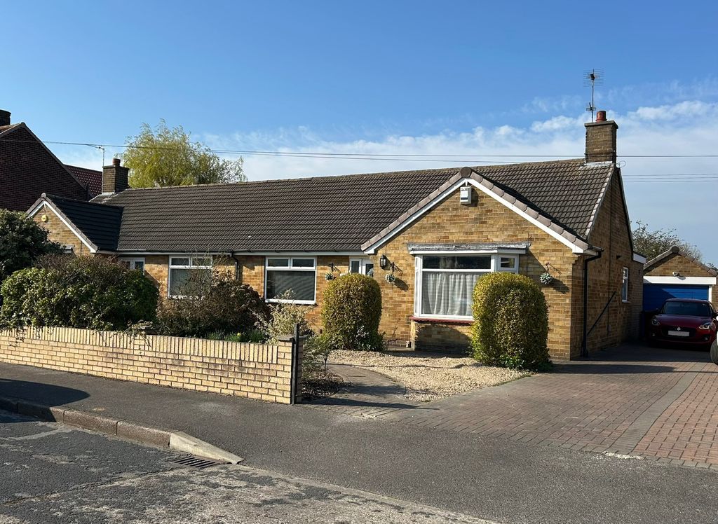 Property photo 2 of 23