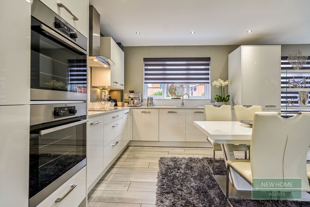 Property photo 3 of 30 Photo 29