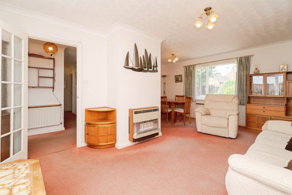 Property photo 3 of 16