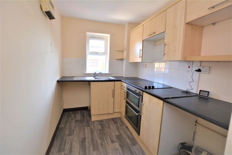 Property photo 3 of 7 Photo 4