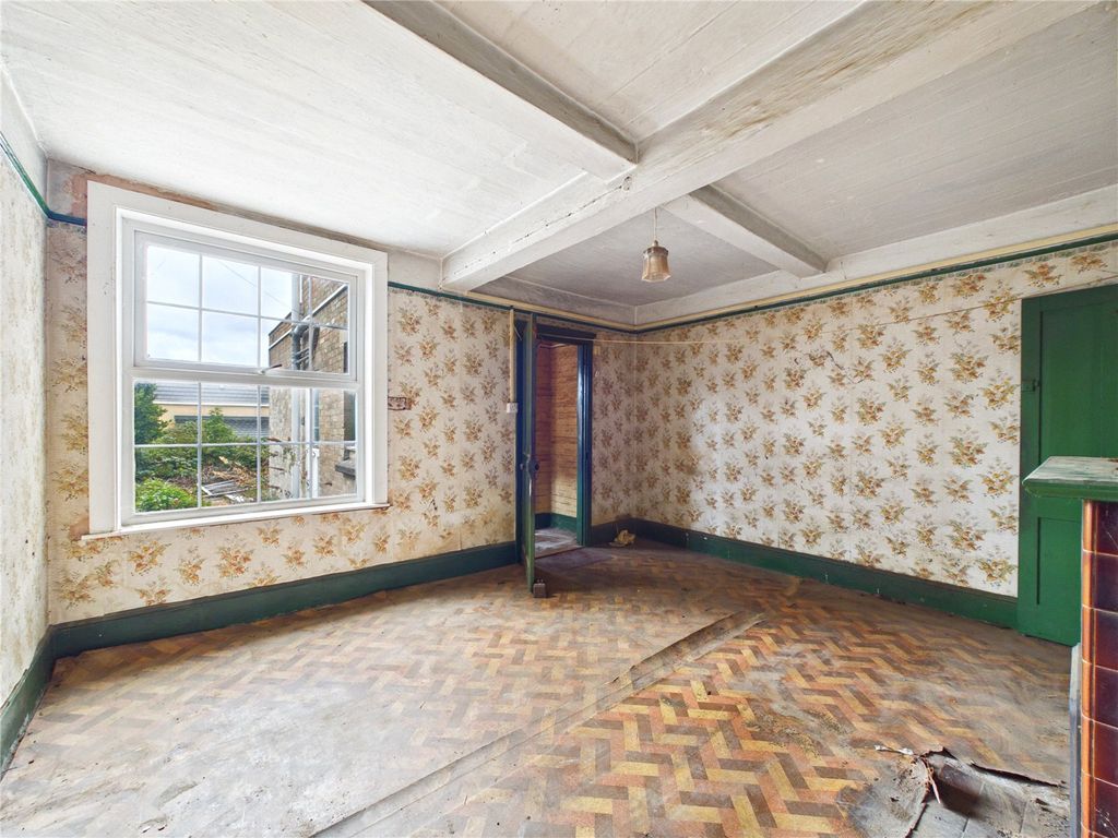Property photo 3 of 13 Picture No. 05