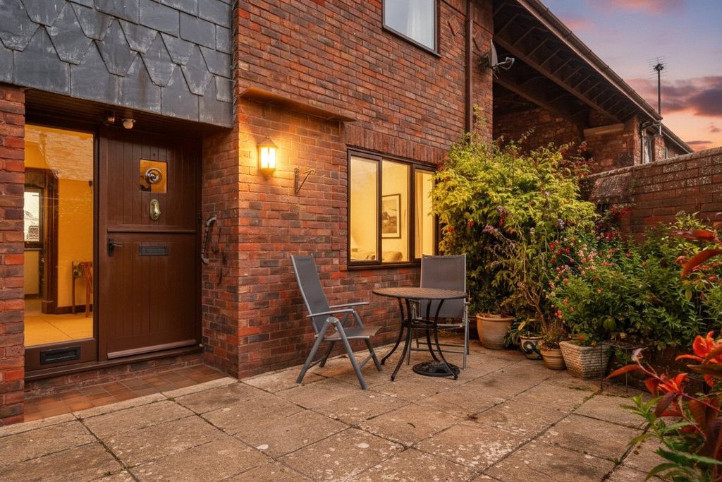 Property photo 3 of 13 Patio