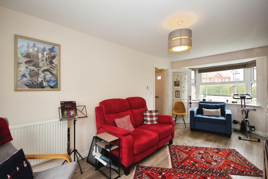 Property photo 3 of 15