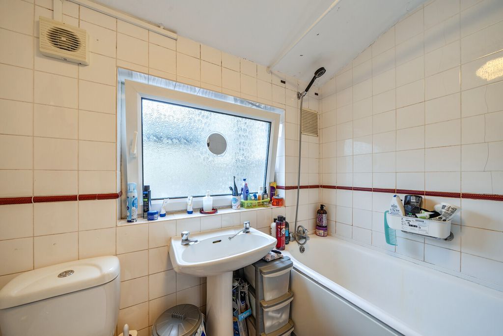 Property photo 3 of 12 1417231-3-69973Eb...