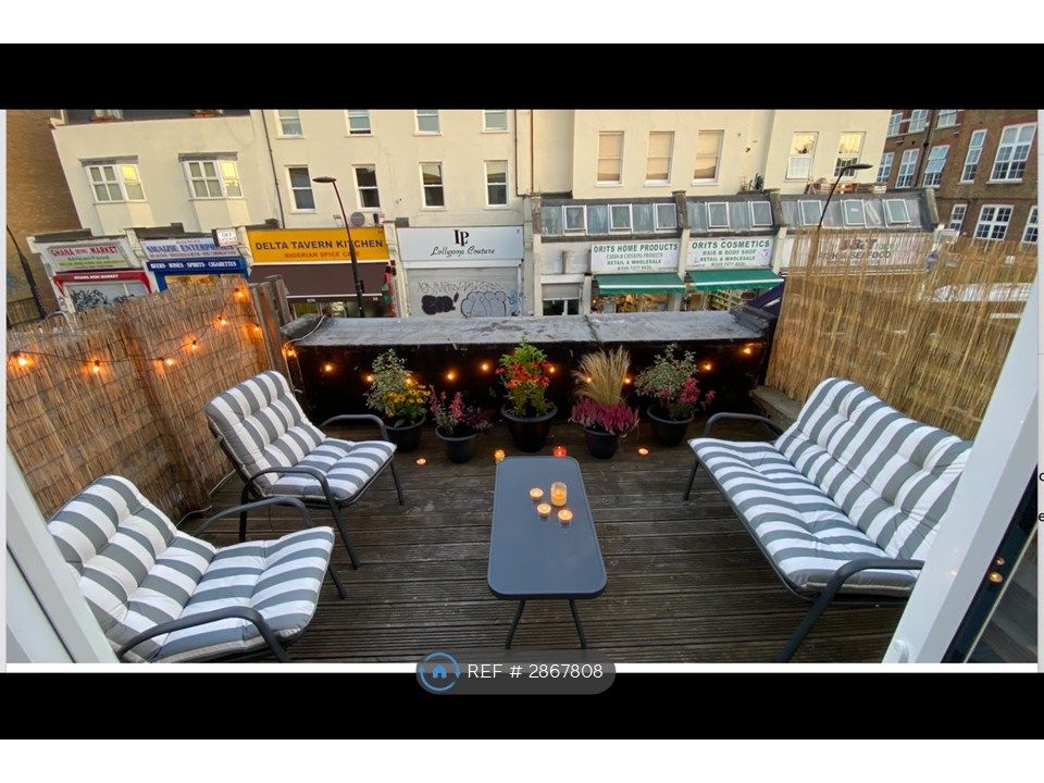 Property photo 2 of 6 Roof Terrace