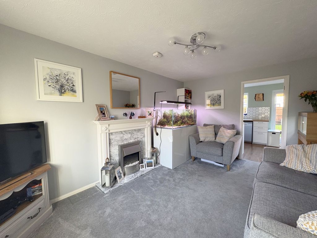 Property photo 3 of 17 Gallery