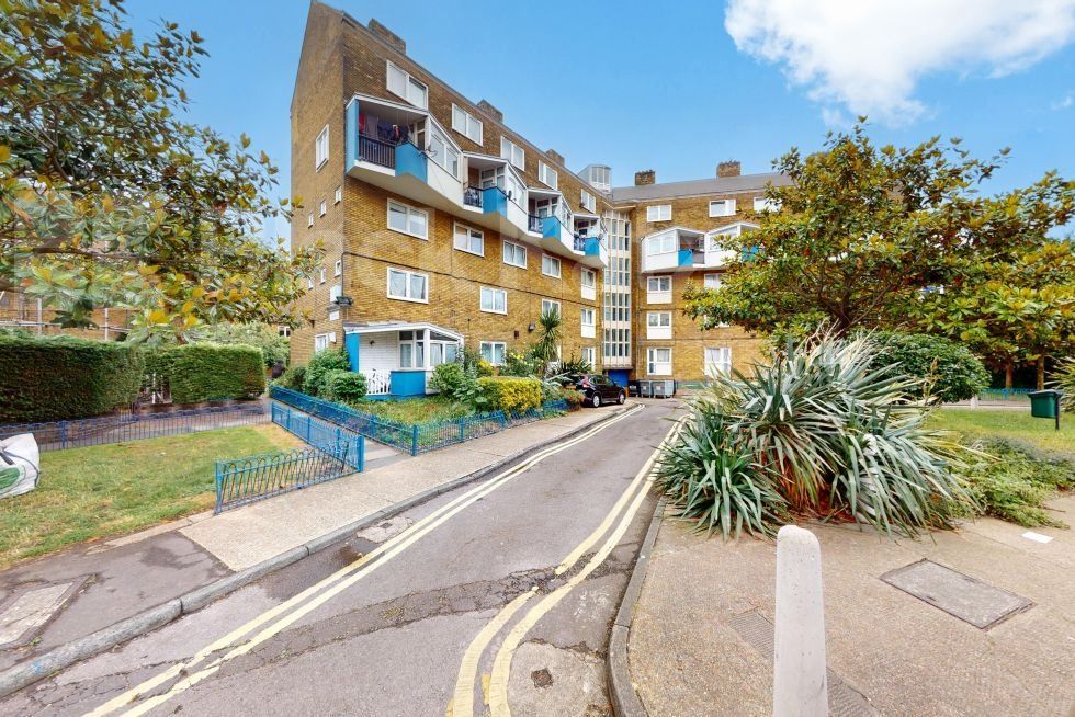 Property photo 2 of 15