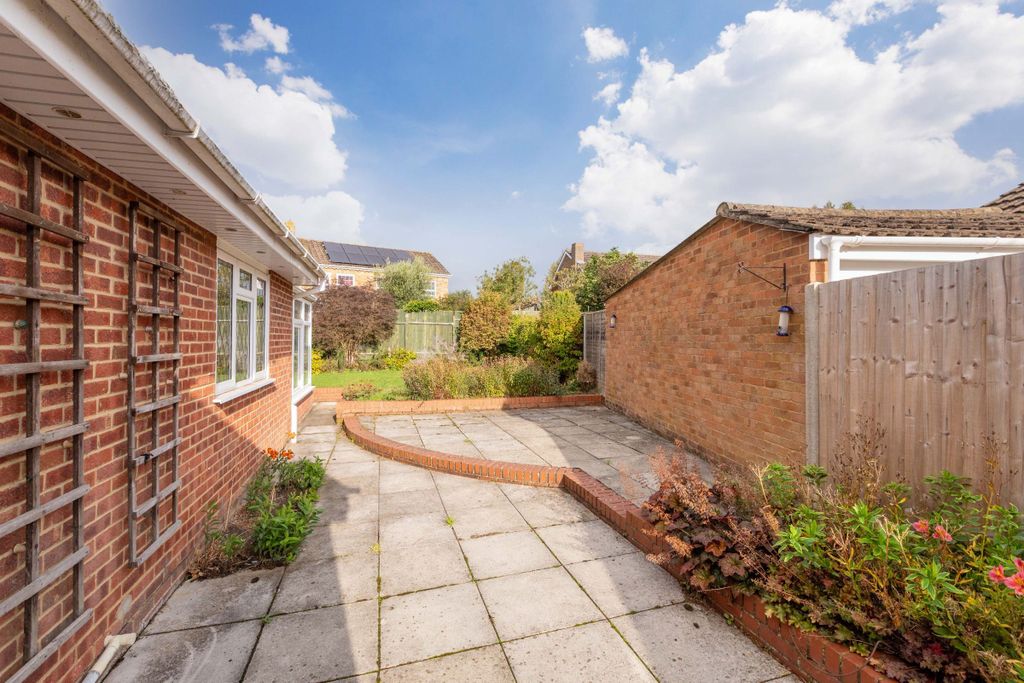 Property photo 3 of 21