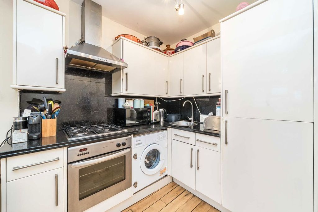 Property photo 3 of 4