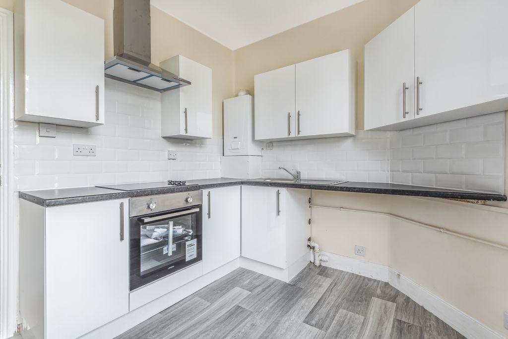 Property photo 1 of 6 500427 (4)