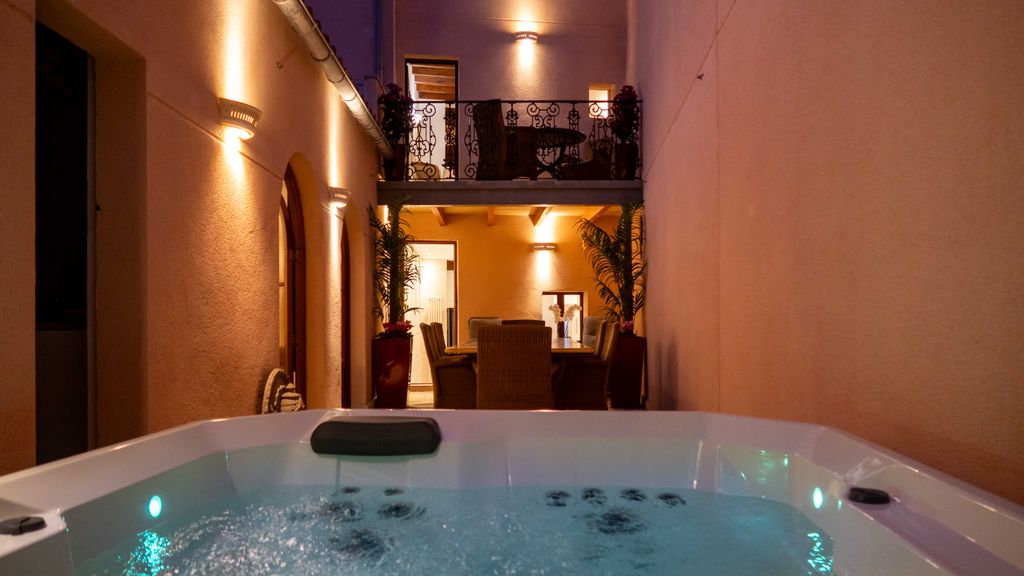 Property photo 2 of 23 76368 3.Jpg