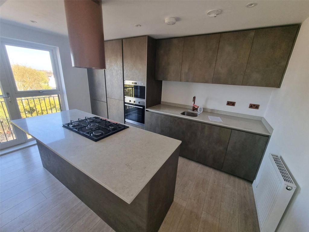 Property photo 2 of 11 Picture No. 05