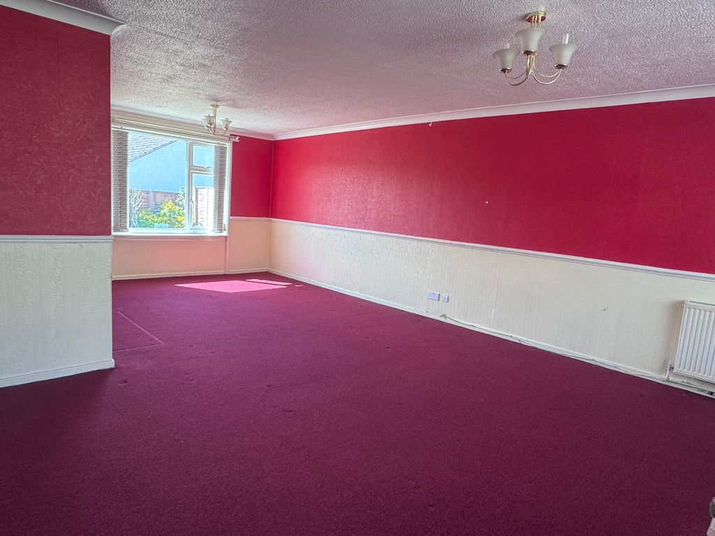 Property photo 3 of 8 Sitting Room