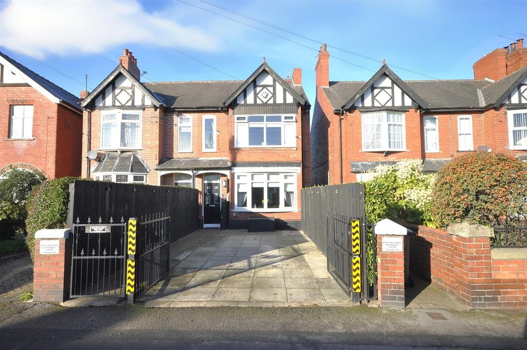 Property photo 1 of 32 Dsc_0664 A.Jpg