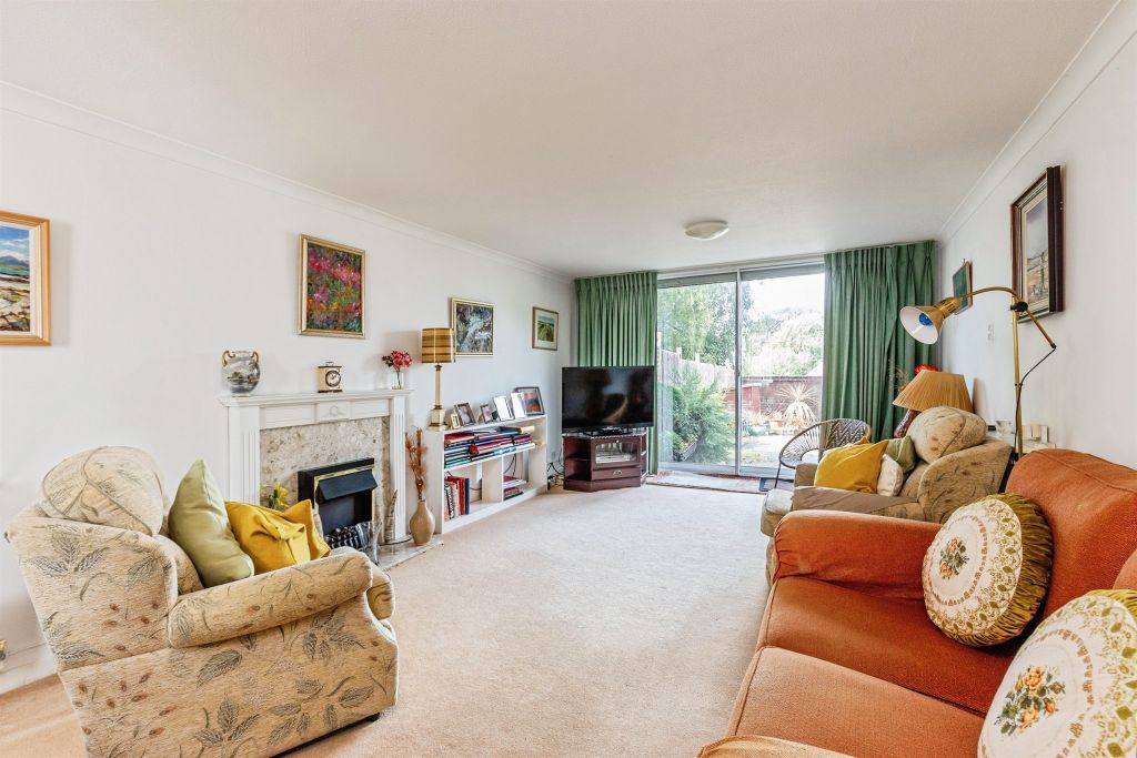 Property photo 3 of 15