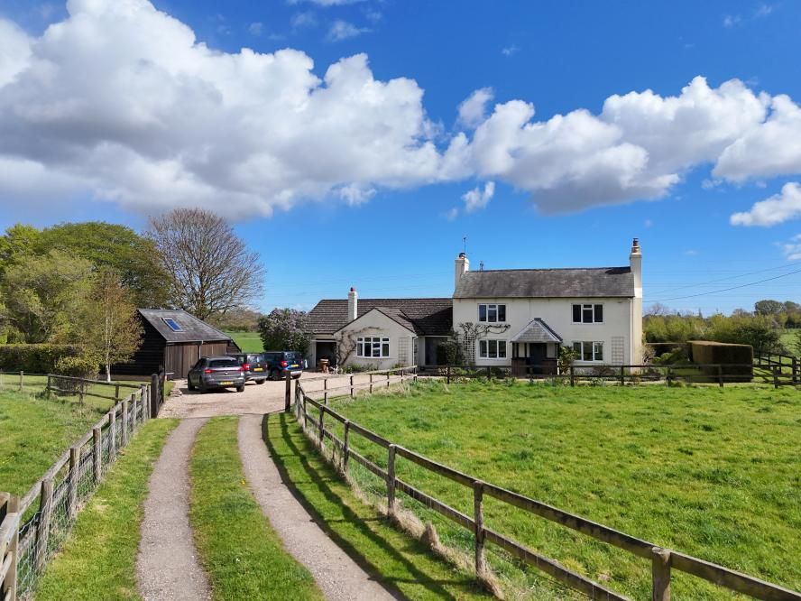 Property photo 1 of 27 Agents Notes