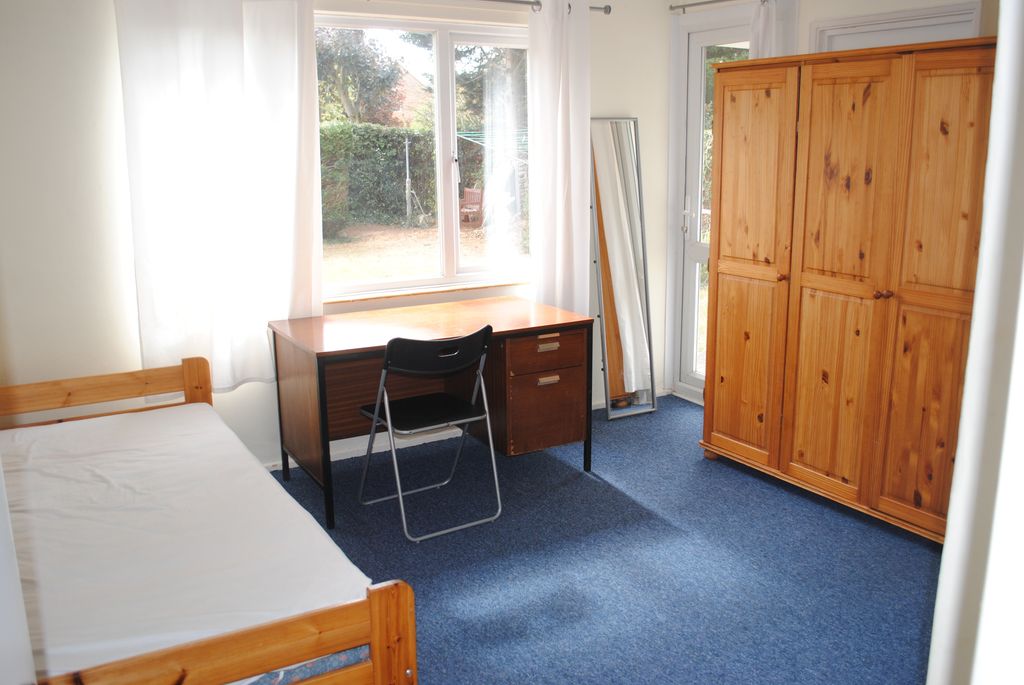 Property photo 3 of 11