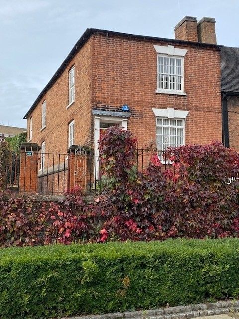 Property photo 2 of 12